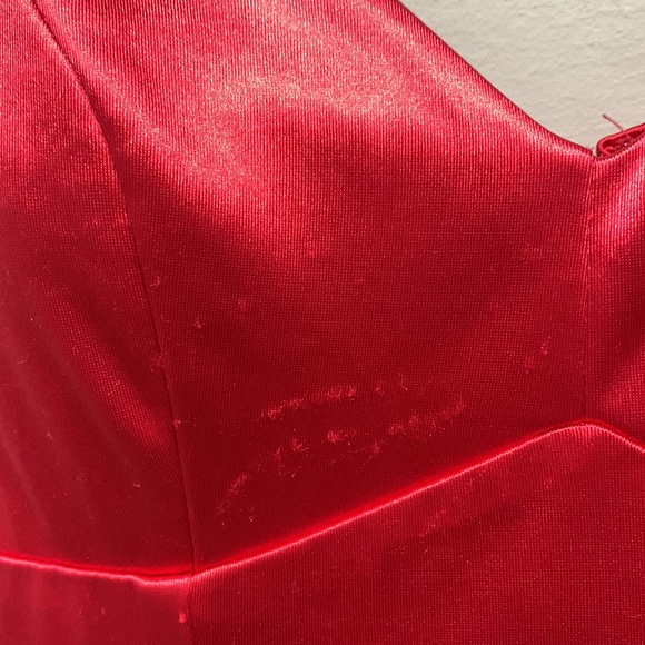 Red Formal Holiday Full Length Gown Dress w Slit, pockets, cute back, padded bra - Picture 5 of 12